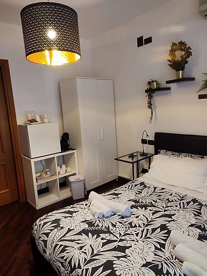 Leonardo Rome Holidays