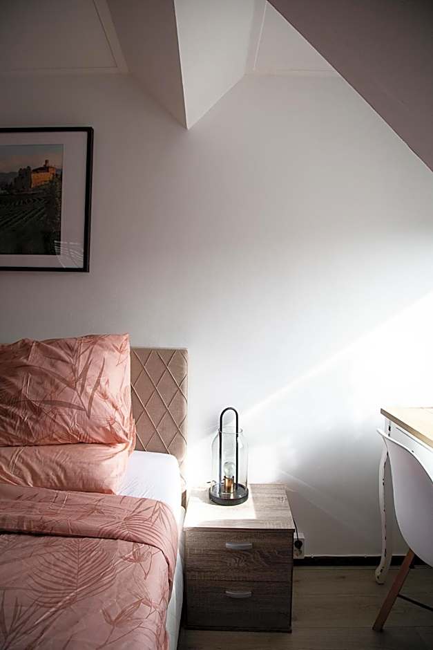 Bed and Wine Nonsolovino