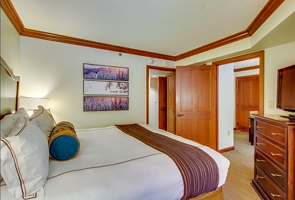 Everline Resort and Spa