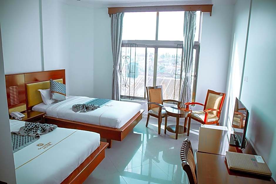Greenlight Hotel