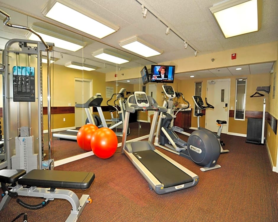 Holiday Inn Express Hotel & Suites Port Clinton-Catawba Island