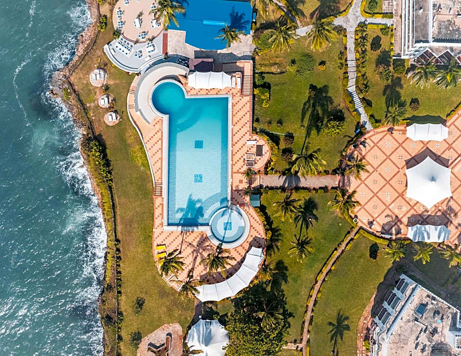 Golden Tulip Dar Es Salaam