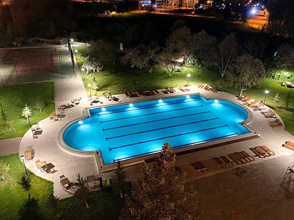 CONNECT THERMAL HOTEL