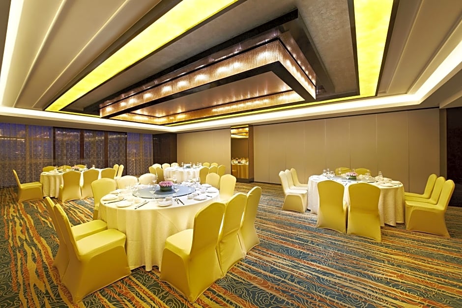 Sheraton Shanghai Waigaoqiao Hotel