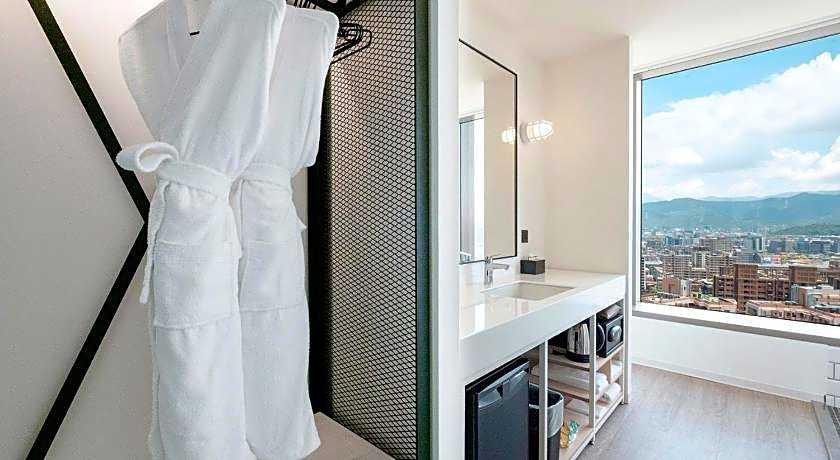 Amba Taipei Songshan