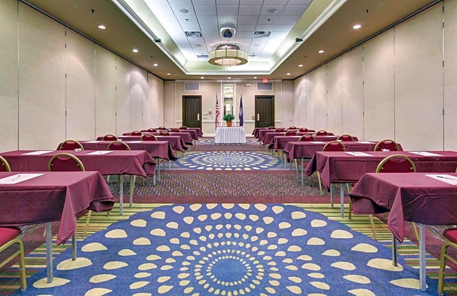 Holiday Inn Staunton Conference Center By IHG