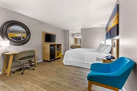 King Room - Non-Smoking