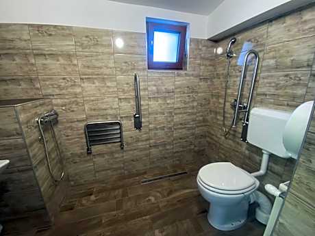 Double or Twin Room - Disability Access