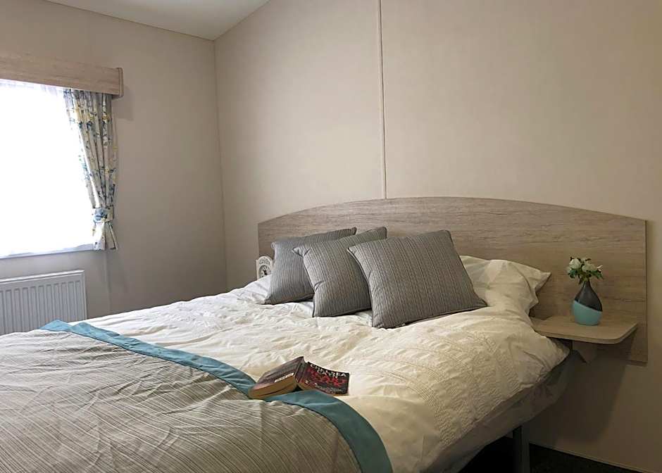 Burrowhead Holiday Village