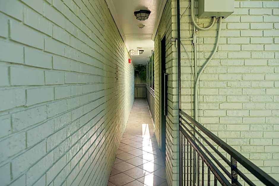 French Quarter Suites Hotel