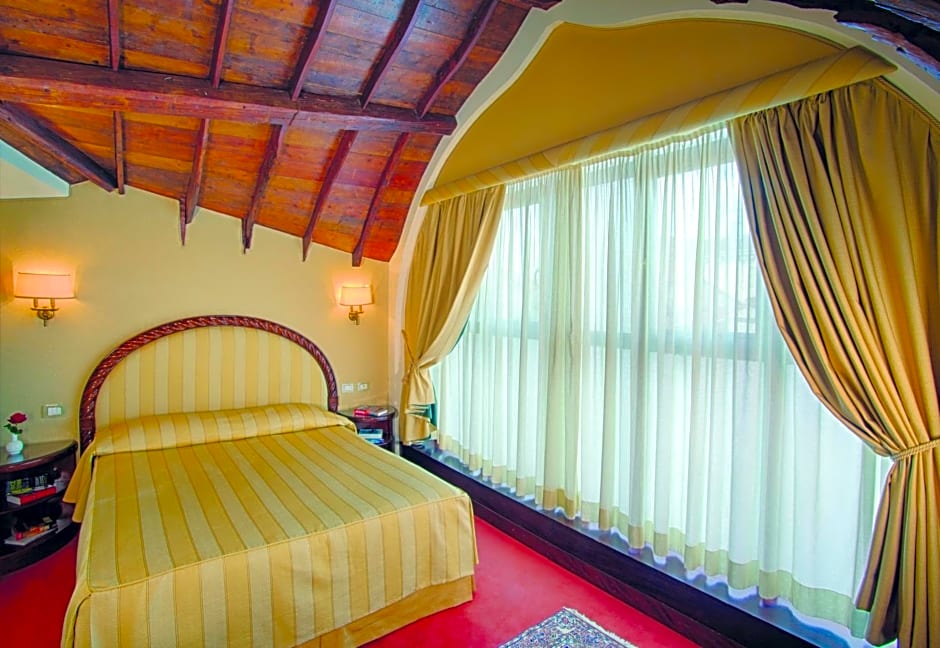 Hotel Palazzo Stern