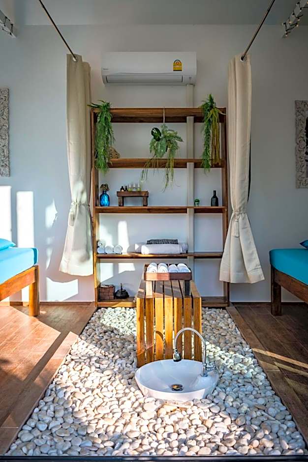 By The Sea Koh Mak Boutique Guesthouse