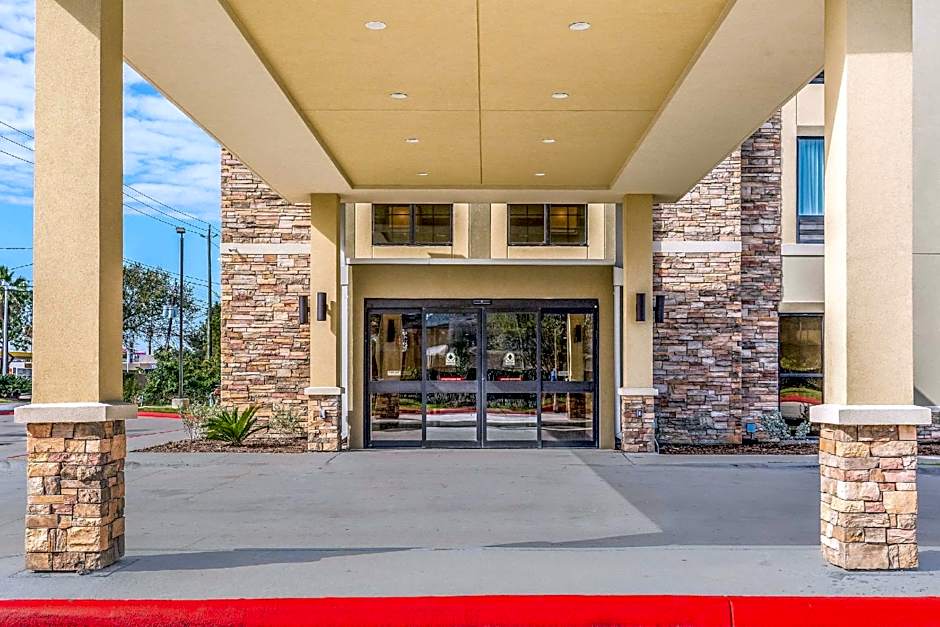 Comfort Suites