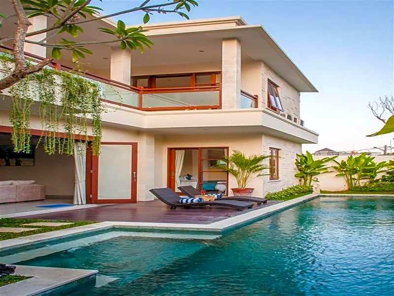 Villa Tepi Sungai