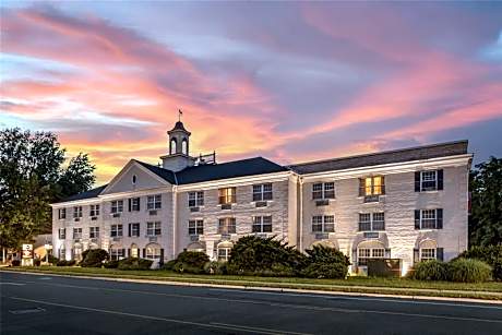 Best Western Plus Morristown Inn