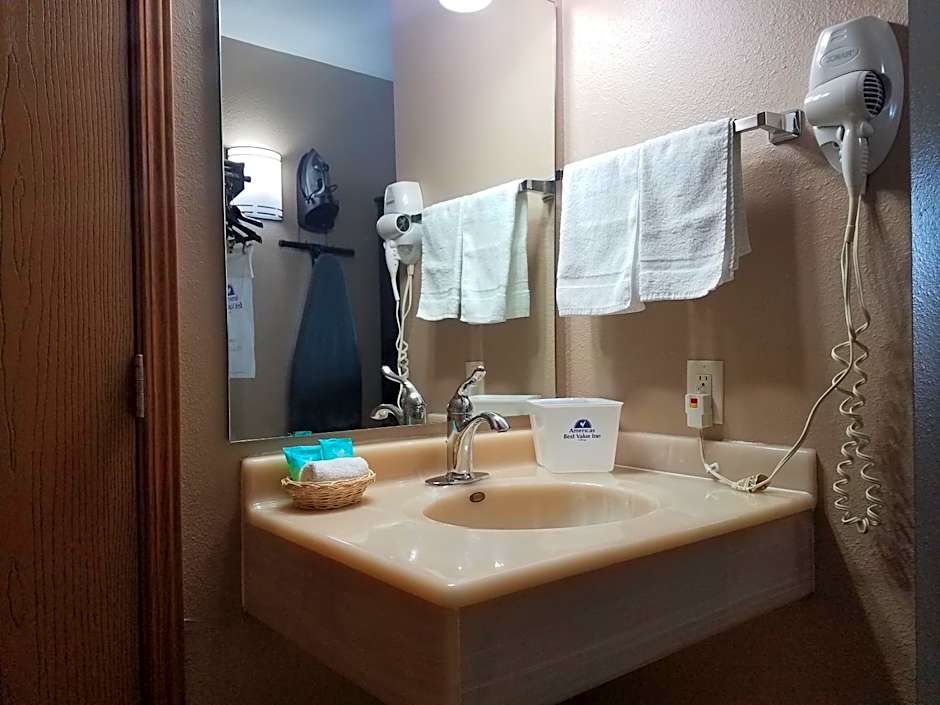Americas Best Value Inn And Suites Bismarck