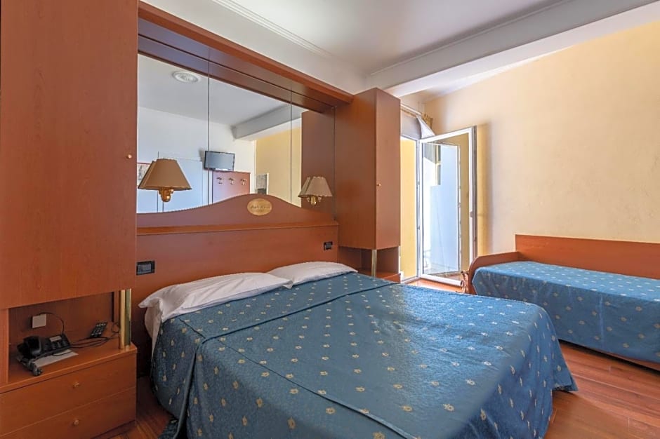Hotel Mondial