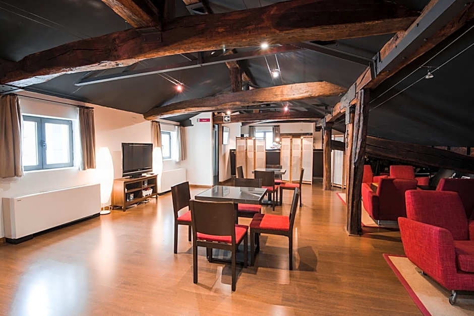 Petit Palace Arana Bilbao