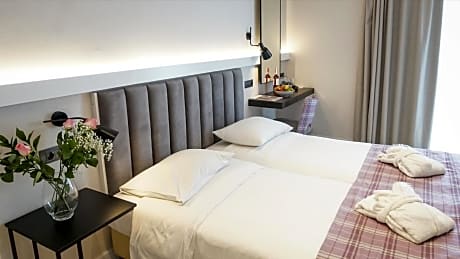 Executive Room (Promotion)