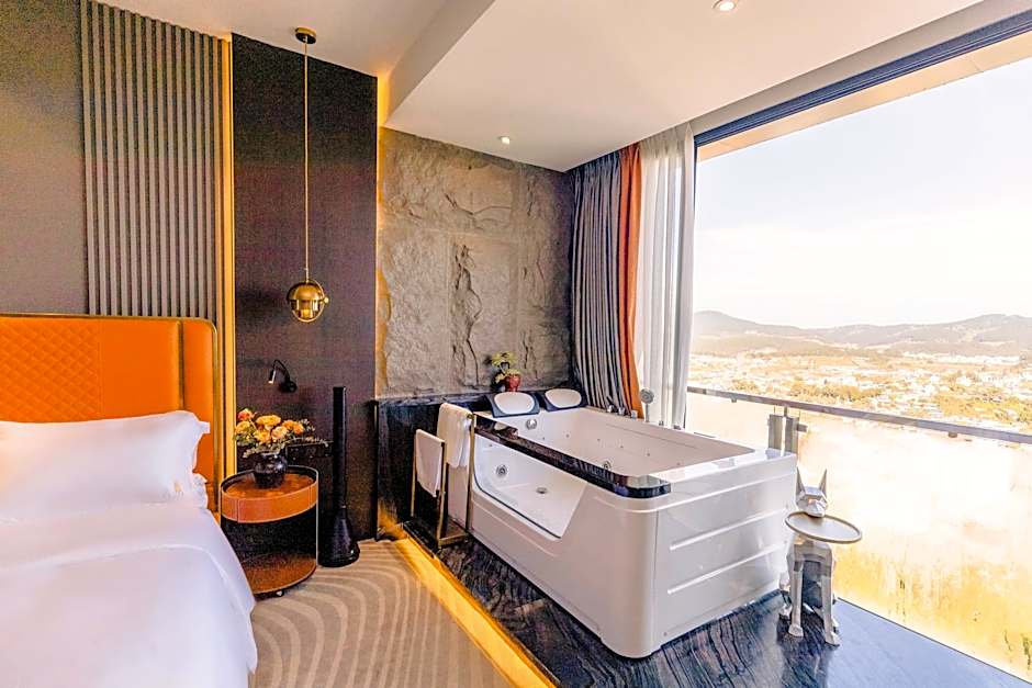 New Century Dalat Hotel
