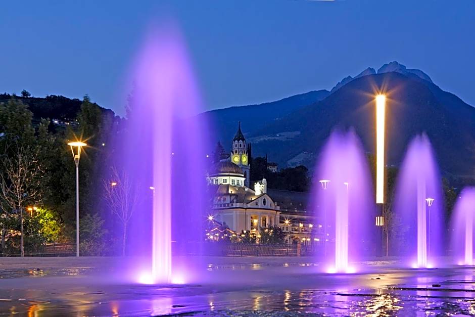 FAYN garden retreat hotel