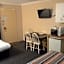 Hideaway Motor Inn