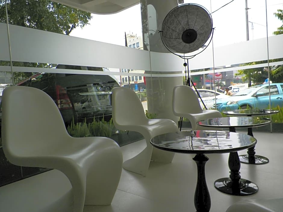 Neo Hotel Melawai by ASTON