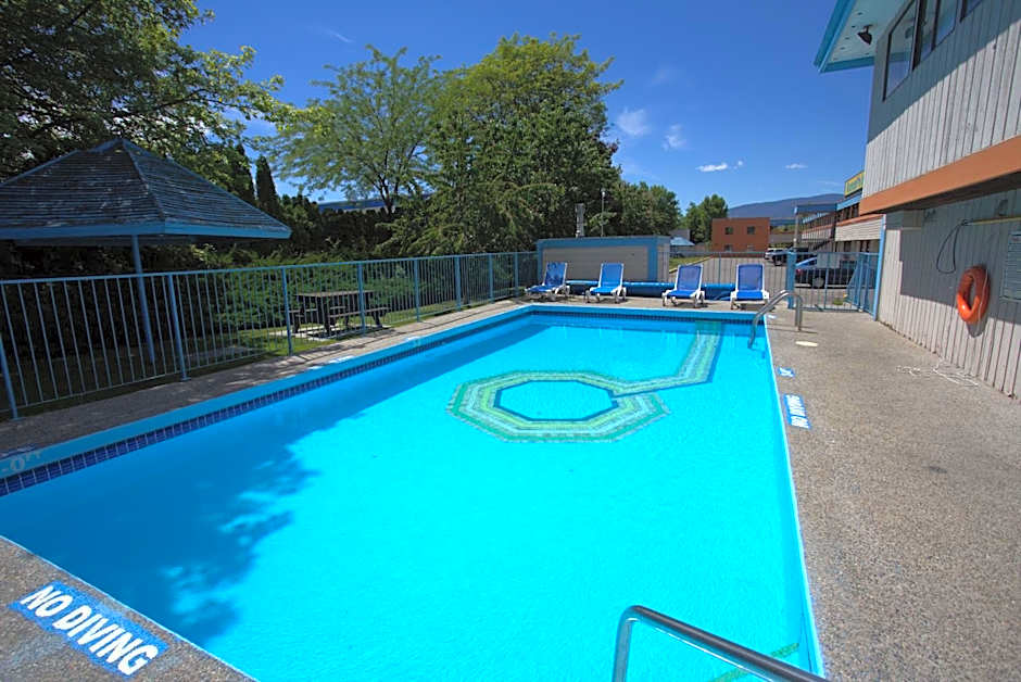 Recreation Inn and Suites Kelowna