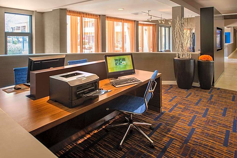 Courtyard by Marriott Atlanta Windy Hill/Ballpark
