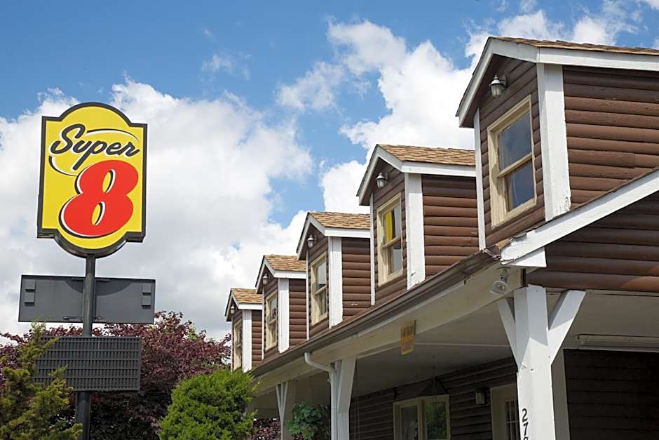 Super 8 by Wyndham Christiansburg