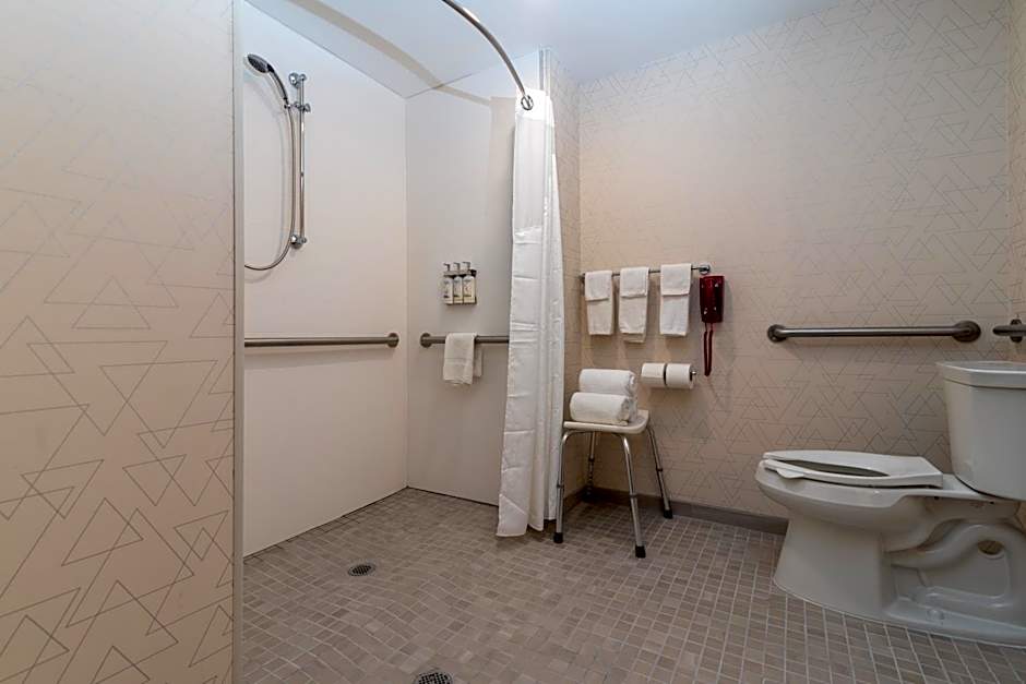 Holiday Inn Express Hotel & Suites Hampton South-Seabrook By IHG