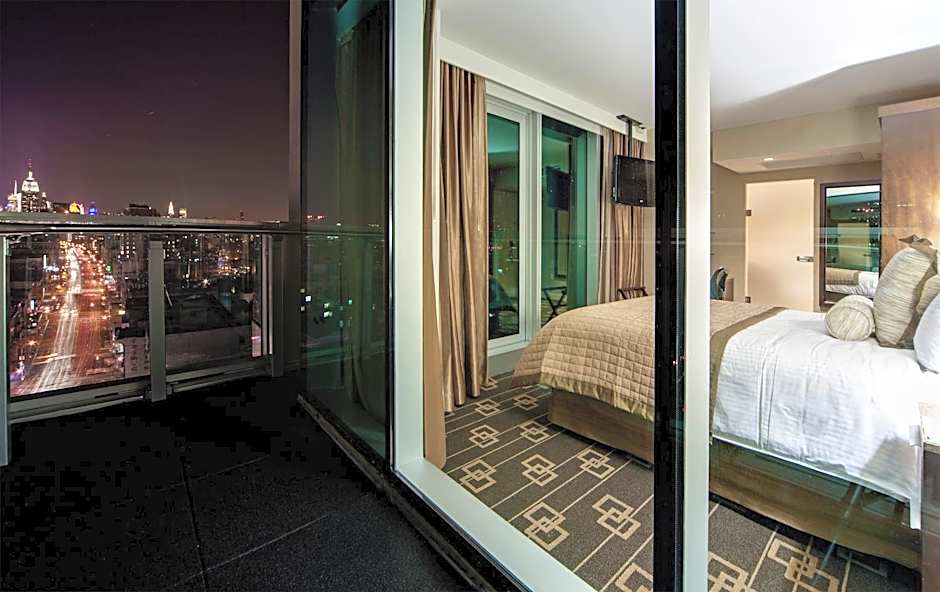 Wyndham Garden Chinatown