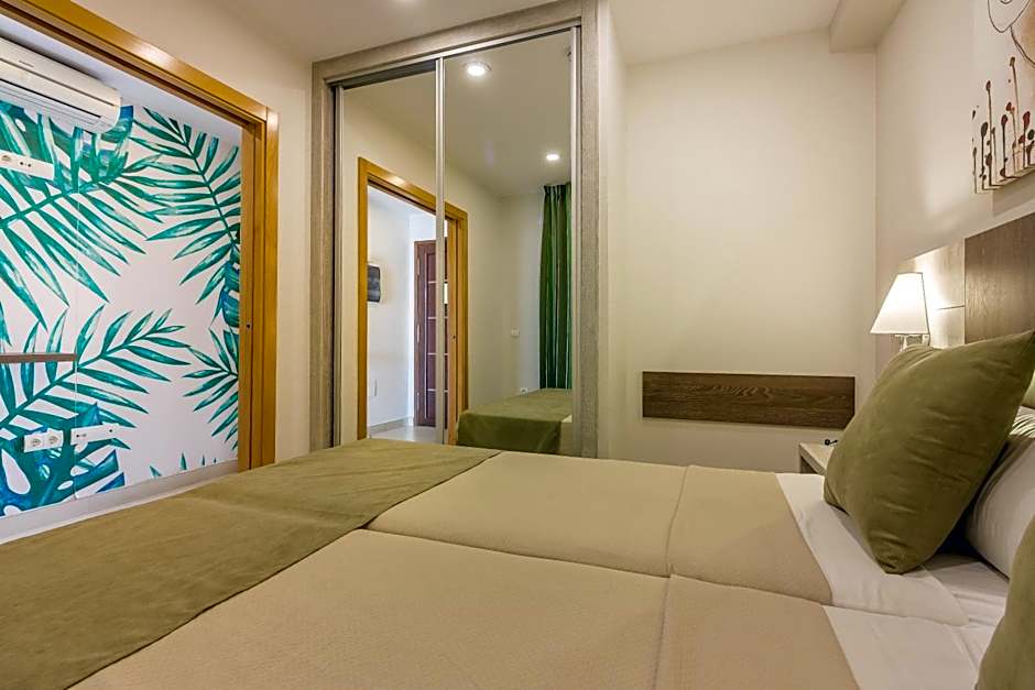 Klayman Diamond Aparthotel