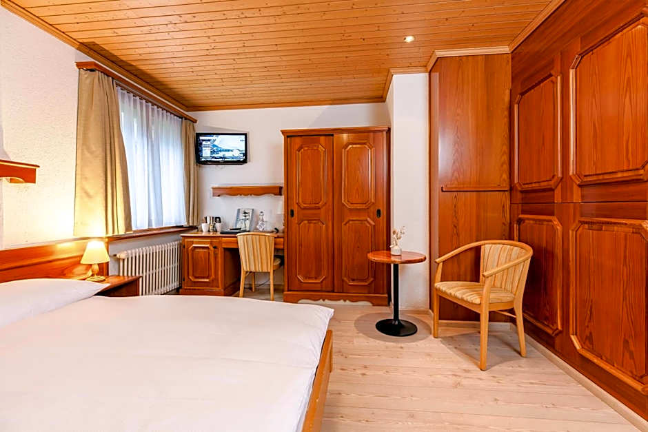Photo 1 of 5 of Double Rooms with Grandlit