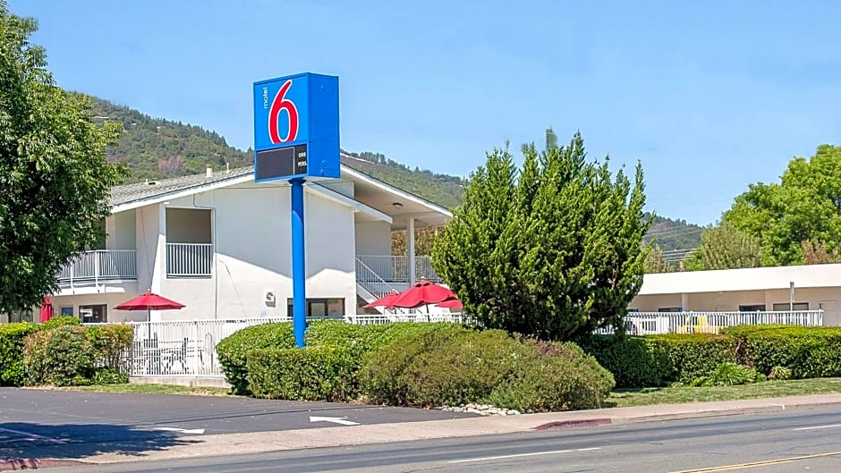 Motel 6-Ukiah, CA
