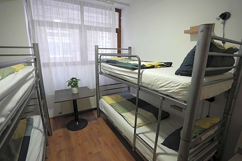 Center Hostel and Guest House