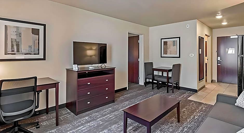 Comfort Inn & Suites Morgan - South Ogden