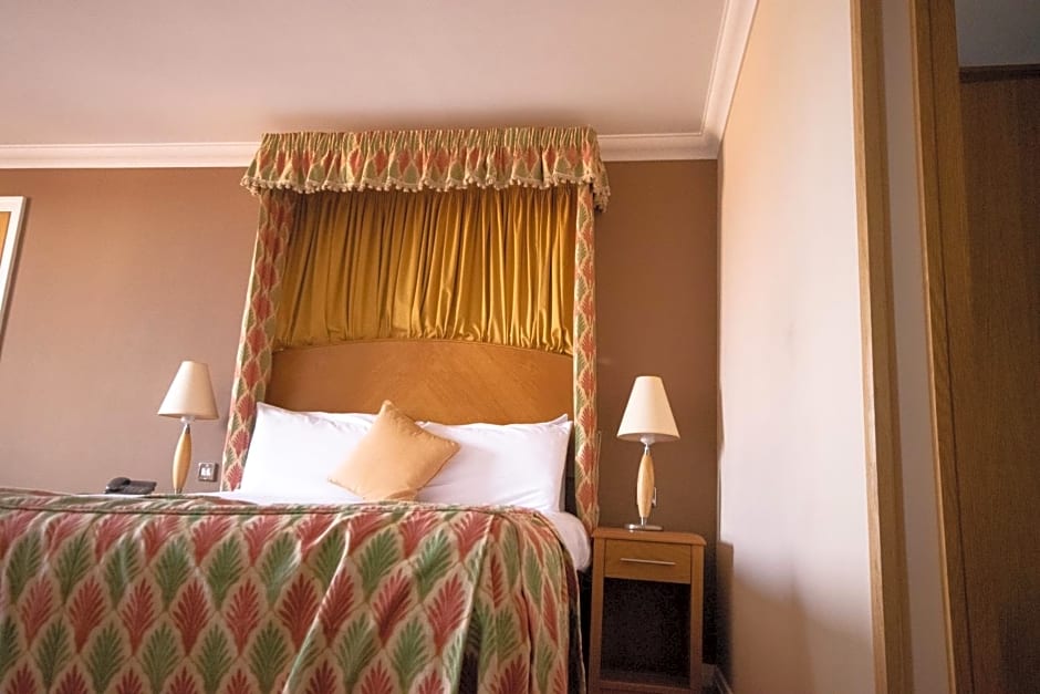 The Telford Whitehouse Hotel