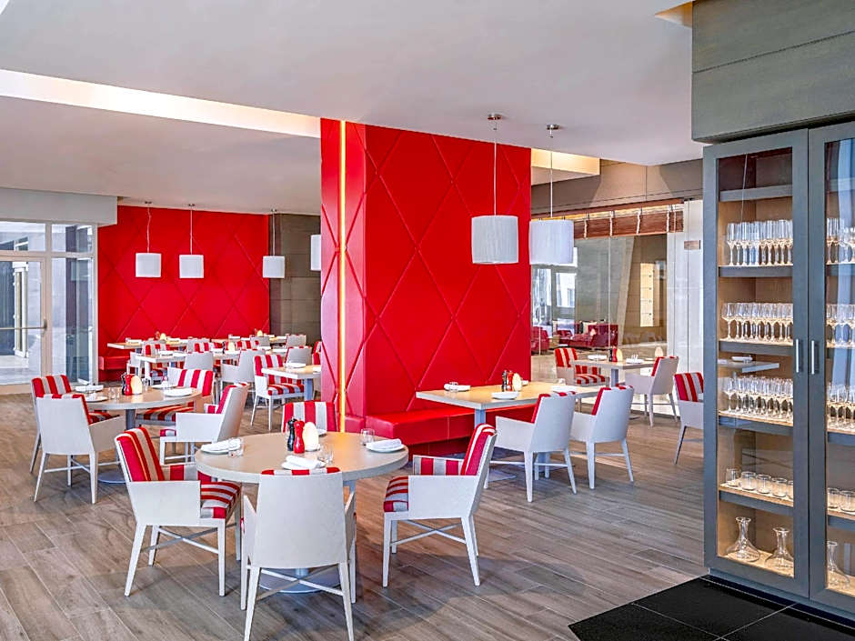 Pullman Doha West Bay