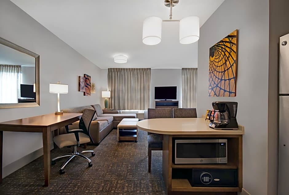 Staybridge Suites Sterling Heights - Detroit Area By IHG