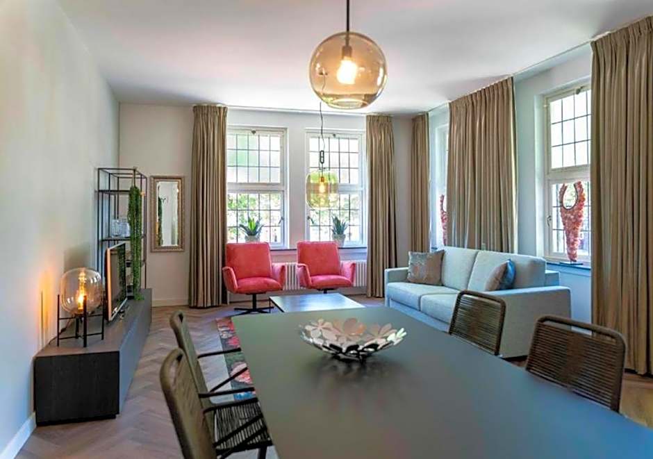 In de Witte Dame Hotel Bar Kitchen Apartments