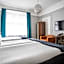 Queen's Hotel by First Hotels