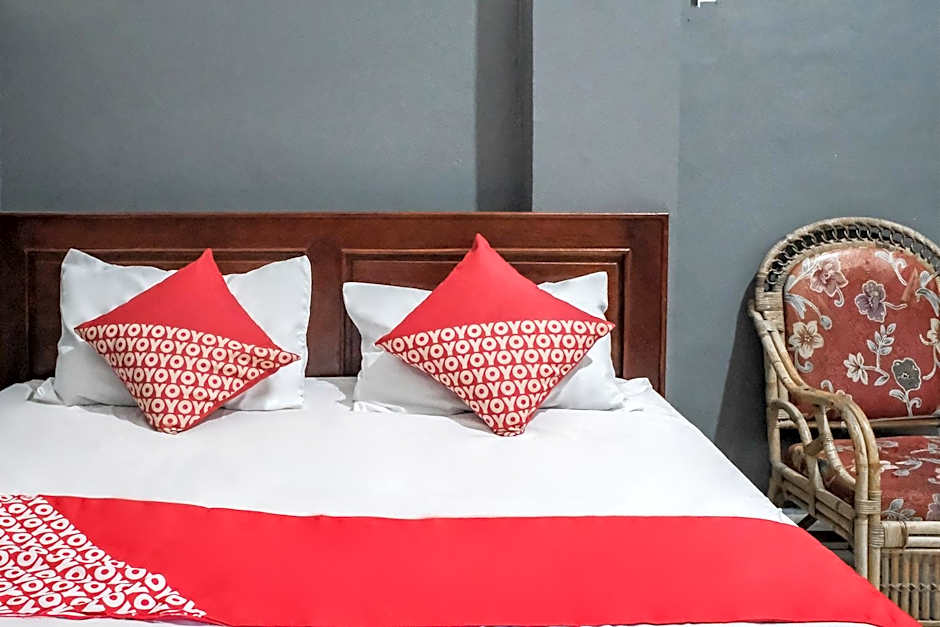OYO 93117 Penginapan Tiga Dara