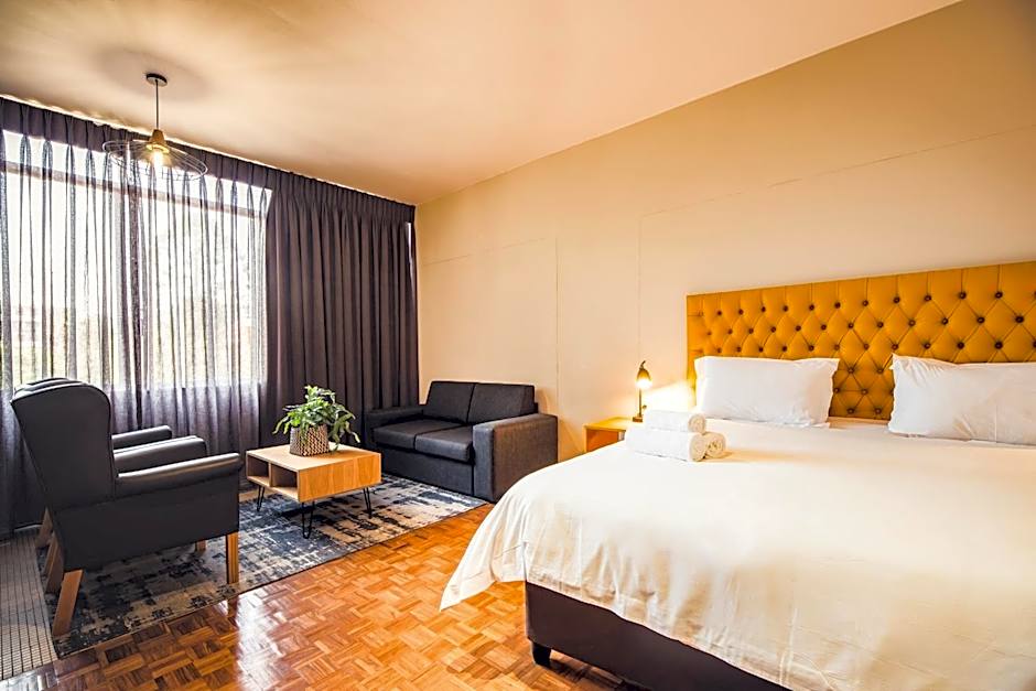 Hotel 224 & Apartments