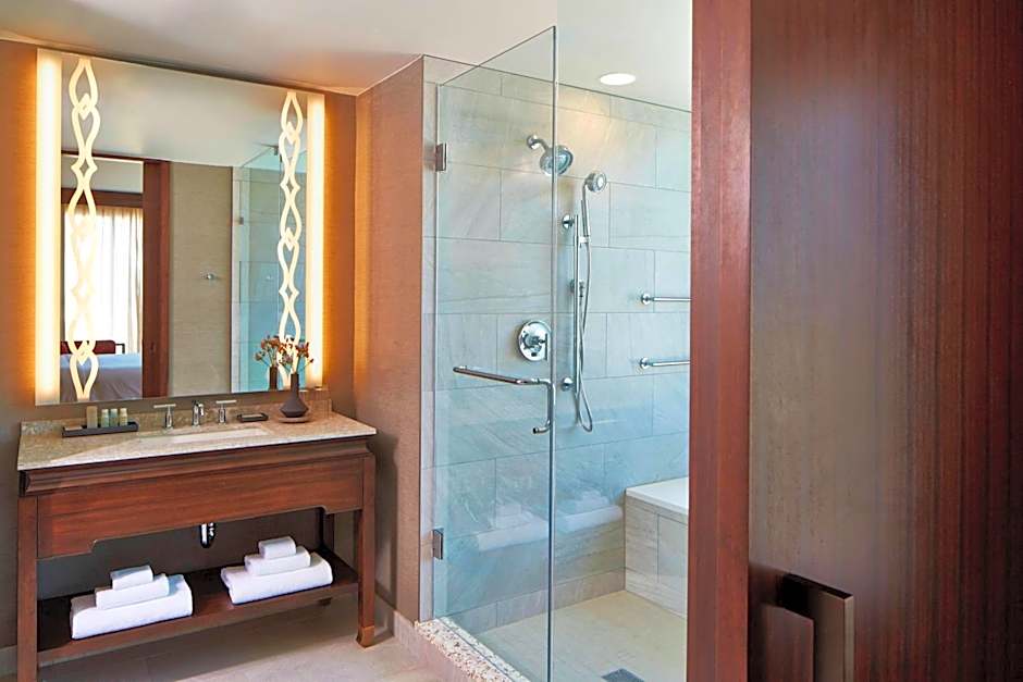 Renaissance by Marriott Dallas at Plano Legacy West Hotel