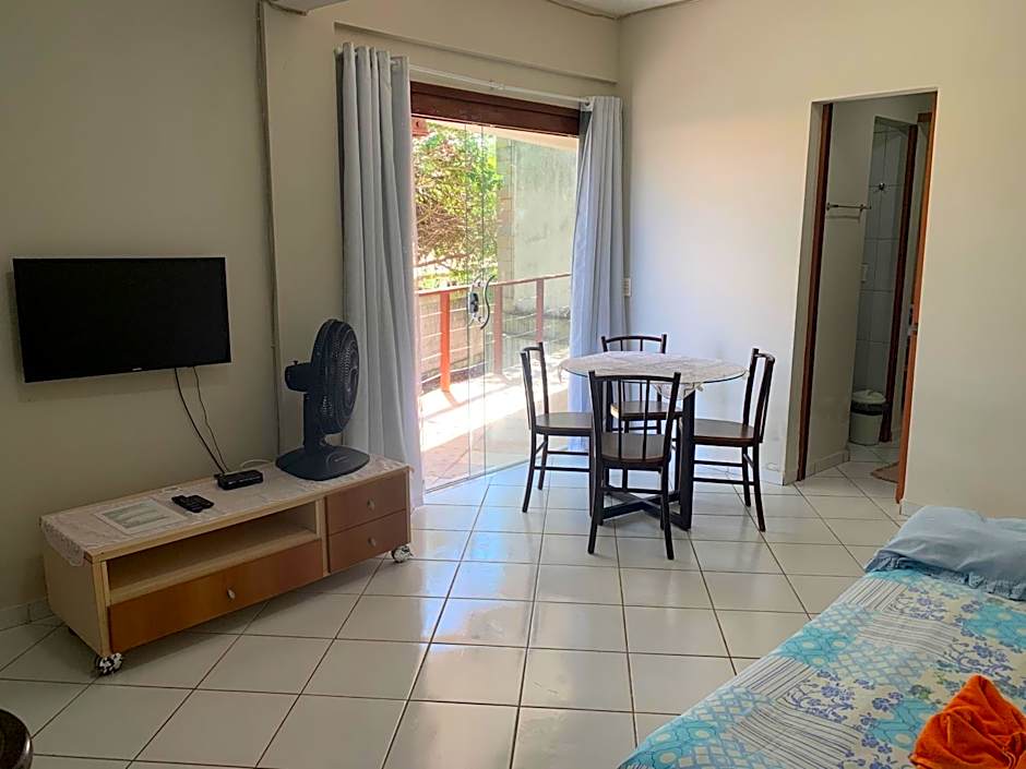 Apto em Condomínio Brisas do Amor