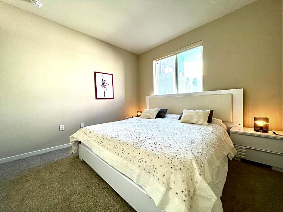 Luxury Residence Loft 3 Beds with Pool and Gym