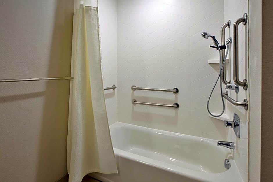 Fairfield Inn & Suites by Marriott Flint Grand Blanc