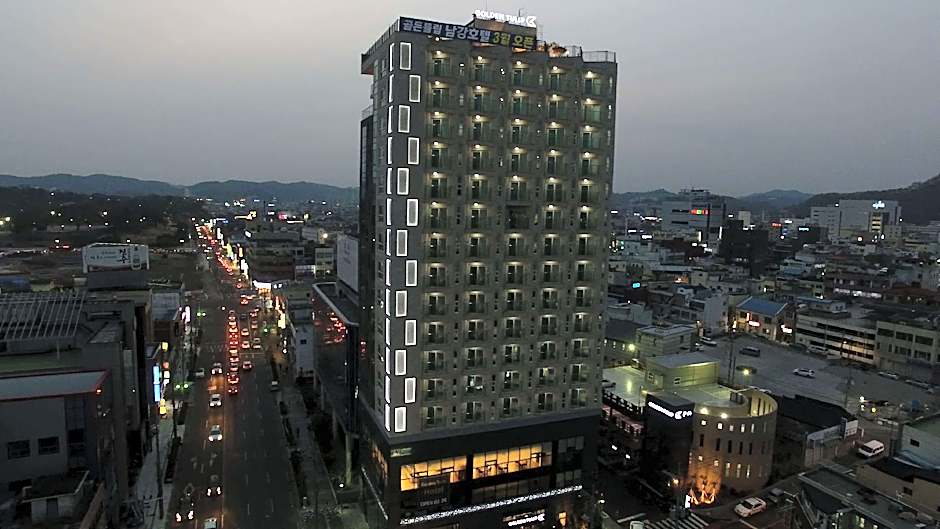 GOLDEN TULIP ESSENTIAL NAMGANG