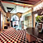 Charming House Iqs